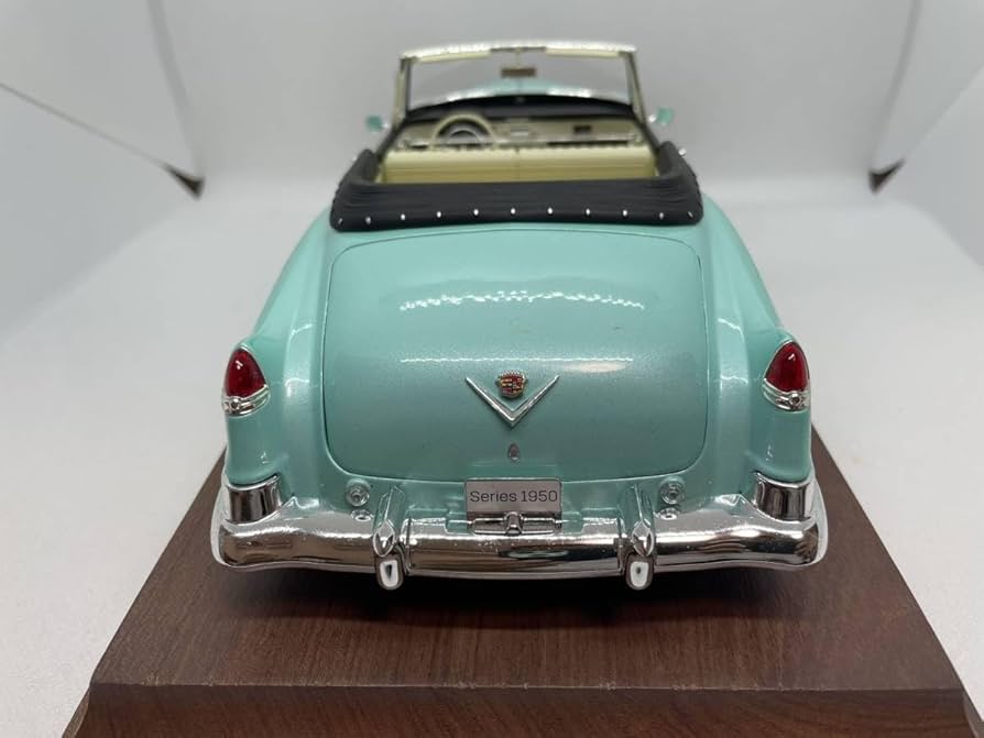キャディラック 1/18 Series 61 Convertible 1950 1/18 Cadillac Series 61 1950 car model | eBay